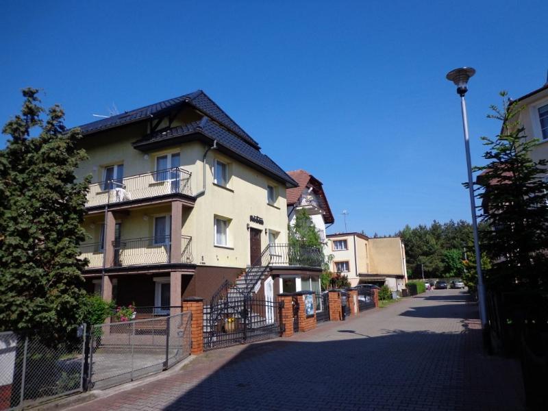 Florian - Tuz Przy Plazy Bed & Breakfast Mielno  Exterior photo
